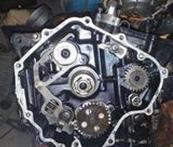 特邦平面密封膠用于內燃機曲軸箱平面密封